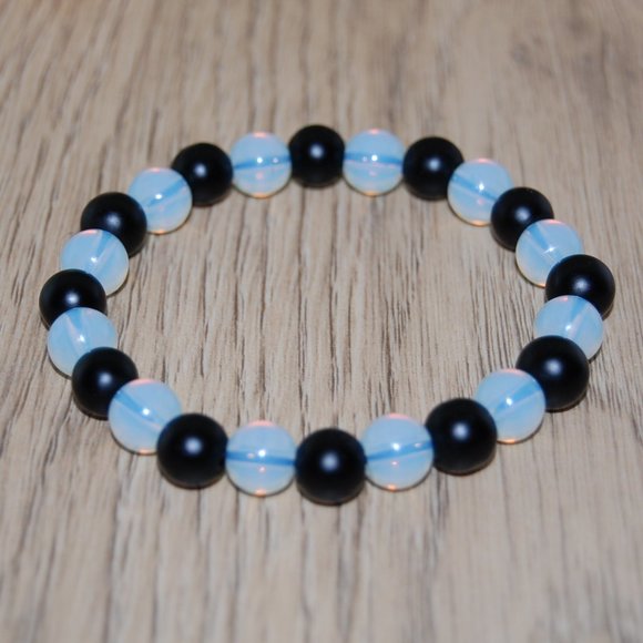 Opalite Onyx Bracelet,Clear and Black Bracelet,Onyx and Opal 8mm Beads - Picture 3 of 3